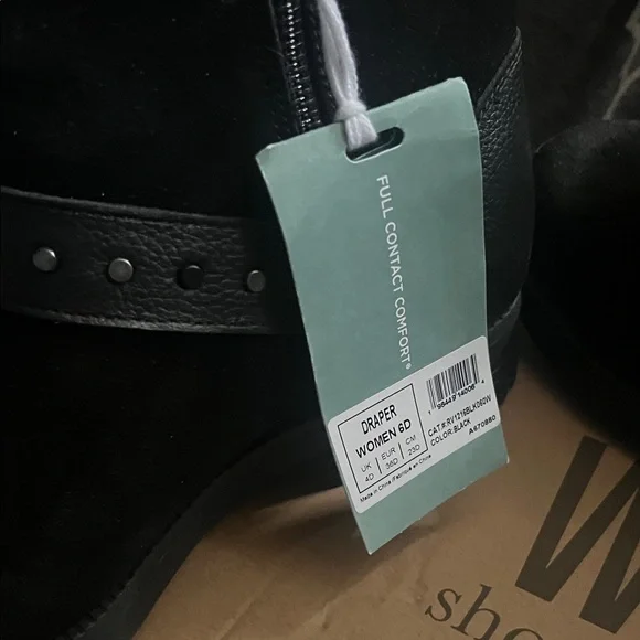 Revitalign Women's Black Ankle Booties - Picture 13 of 15